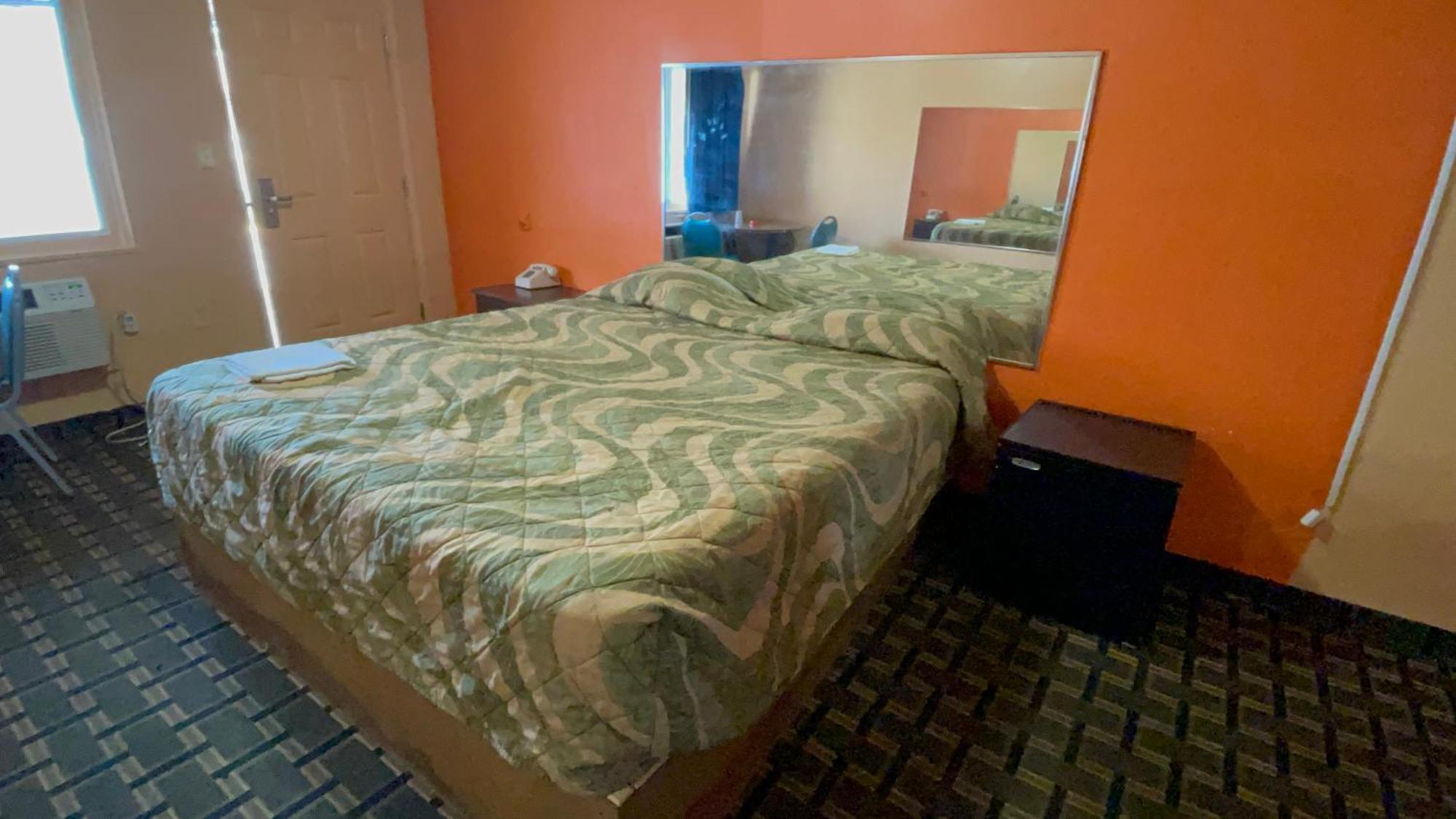 Deluxe Inn Motel Detroit Kültér fotó