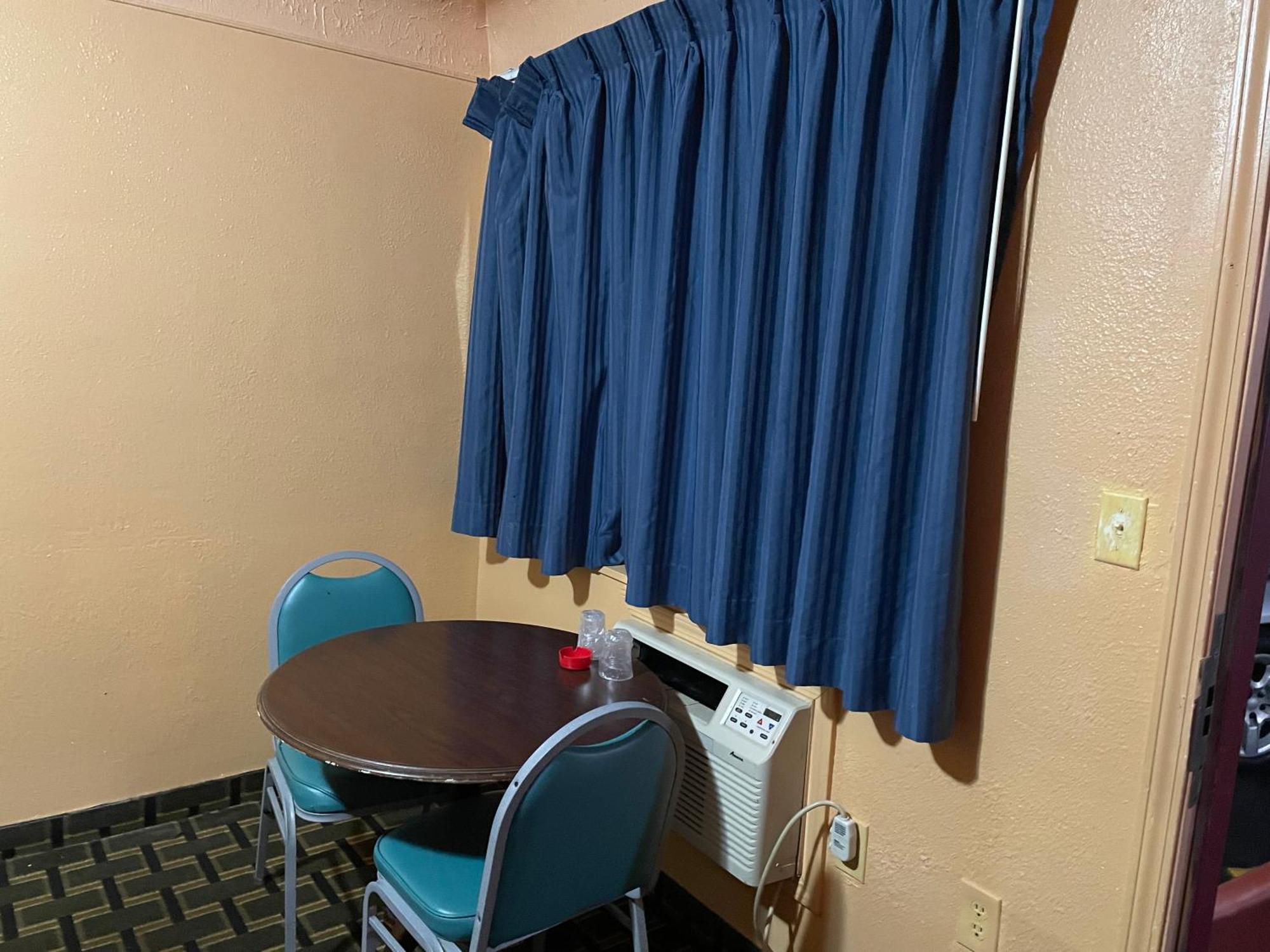 Deluxe Inn Motel Detroit Kültér fotó